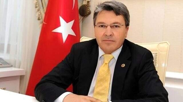 Eski milletvekili İbrahim Turan da AK Parti'den istifa etti