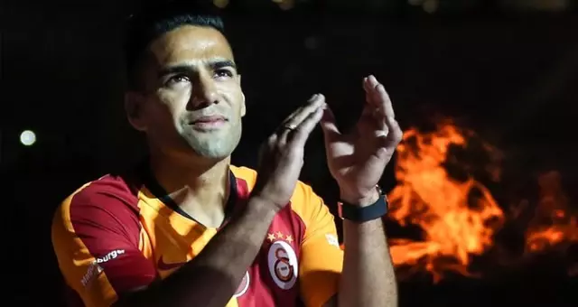Falcao'ya 120 bin euroluk çılgın gelir! Falcao'ya 120 bin euroluk çılgın gelir!