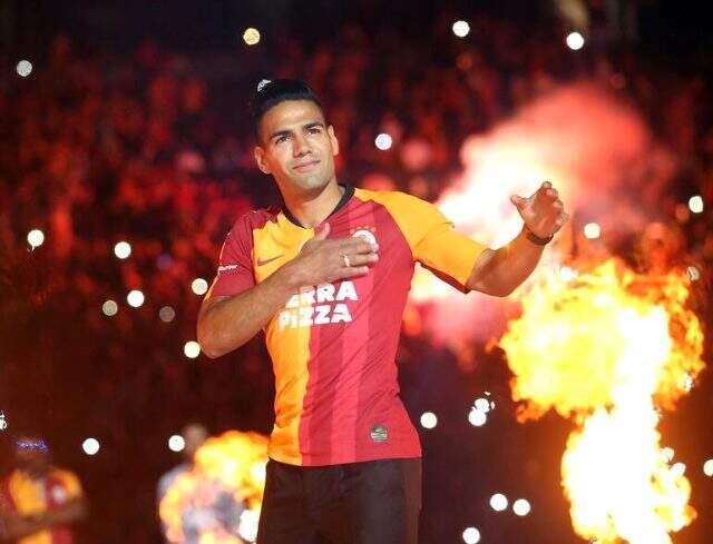 Falcao'ya 120 bin euroluk çılgın gelir!