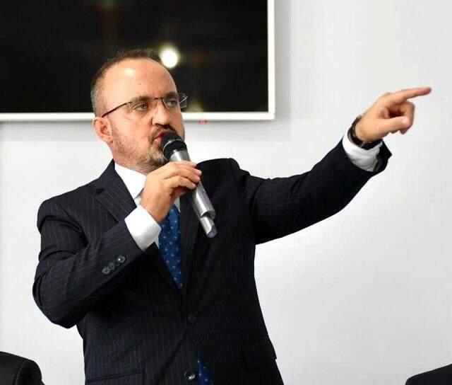 MHP'den Bülent Arınç'a siyaseti bırakma çağrısı