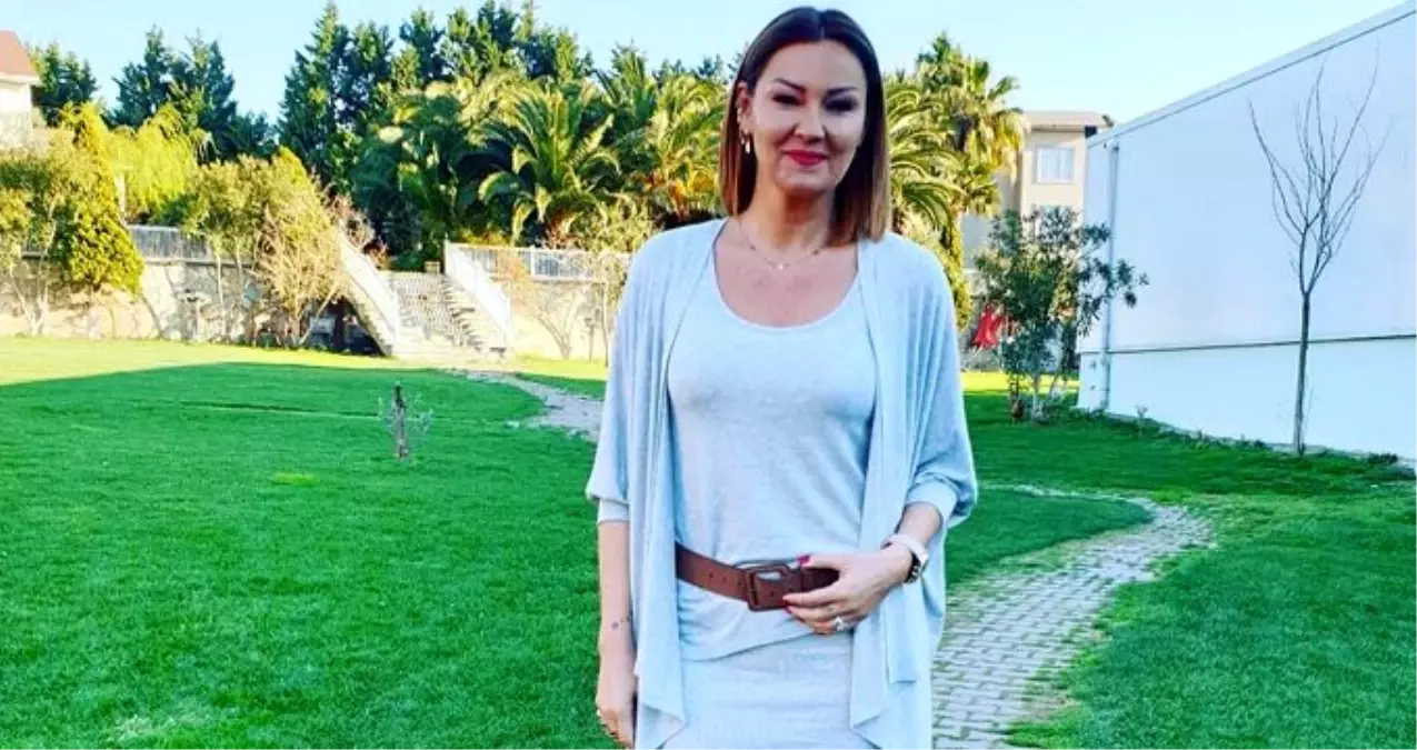 Pınar Altuğ Atacan 13 kız çocuğuna eğitim bursu sağladı