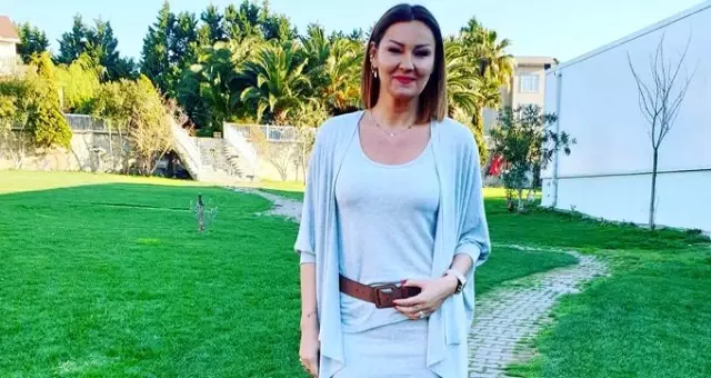 Pınar Altuğ Atacan 13 kız çocuğuna eğitim bursu sağladı