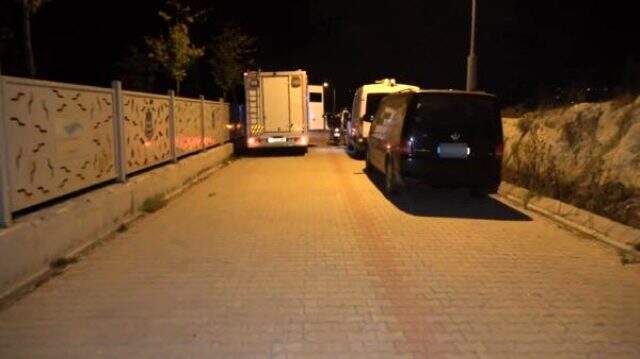 Son dakika: Arnavutköy'de, orman yangını çıkarmaya çalışan 3 terörist yakalandı