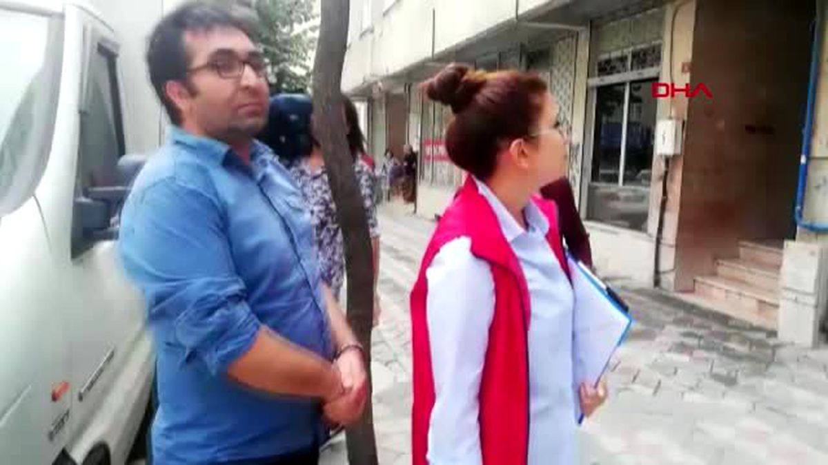 Sultangazi'de babasından kaçan çocuk pencereden atladı