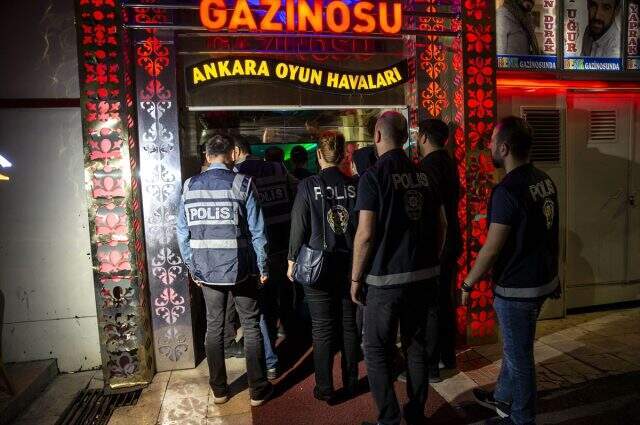 Ankara'da hareketli gece! Dev operasyona 552 polis katıldı