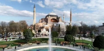 İstanbul'a 10 bin nüfuslu ülkelerden de turist geldi