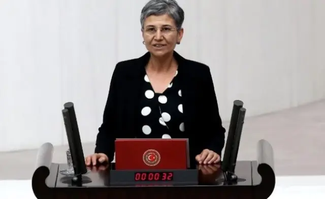 'Savaş da olacak çatışmalar da' diyen HDP Milletvekili Leyla Güven hakkında soruşturma başlatıldı 'Savaş da olacak çatışmalar da' diyen HDP Milletvekili Leyla Güven hakkında soruşturma başlatıldı