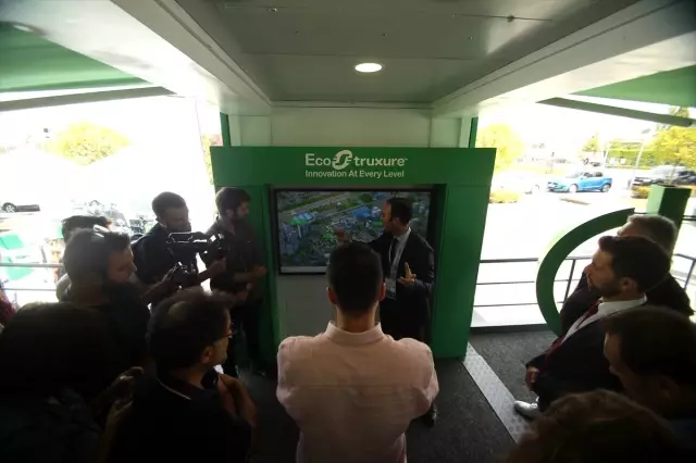 Schneider Electric İnovasyon Tırı Tekirdağ'da Schneider Electric İnovasyon Tırı Tekirdağ'da