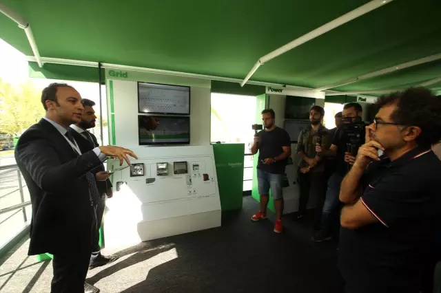 Schneider Electric İnovasyon Tırı Tekirdağ'da Schneider Electric İnovasyon Tırı Tekirdağ'da