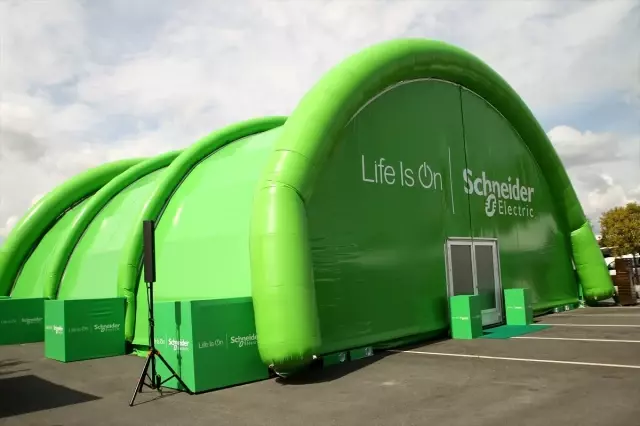 Schneider Electric İnovasyon Tırı Tekirdağ'da Schneider Electric İnovasyon Tırı Tekirdağ'da