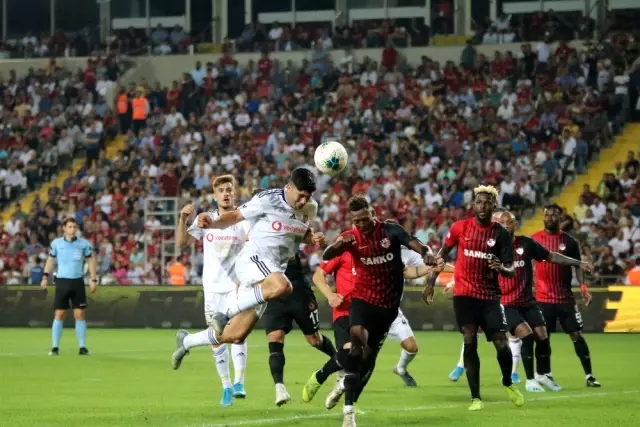 Süper Lig: Gazişehir Gaziantep: 1 - Beşiktaş: 0 (İlk yarı) Süper Lig: Gazişehir Gaziantep: 1 - Beşiktaş: 0 (İlk yarı)