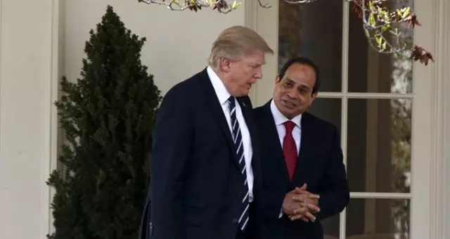 Trump, Sisi'den 'Benim en favori diktatörüm' diye bahsetmiş Trump, Sisi'den 'Benim en favori diktatörüm' diye bahsetmiş