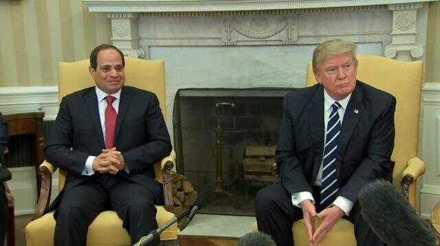 Trump, Sisi'den 'Benim en favori diktatörüm' diye bahsetmiş