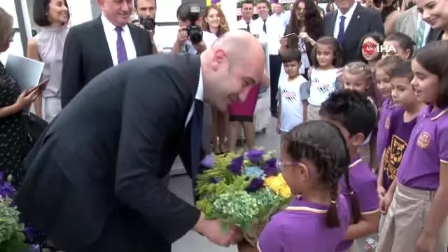 Uğur Okulları'nın Adana kampüsü açıldı Uğur Okulları'nın Adana kampüsü açıldı