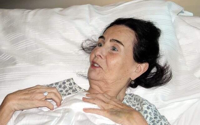 Usta oyuncu Fatma Girik Ankara'da hastaneye yatırıldı