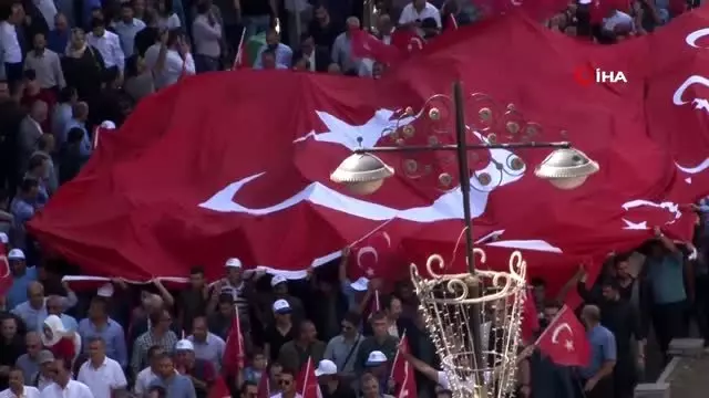 Van'da 'Teröre Lanet, Kardeşliğe Davet' yürüyüşü Van'da 'Teröre Lanet, Kardeşliğe Davet' yürüyüşü