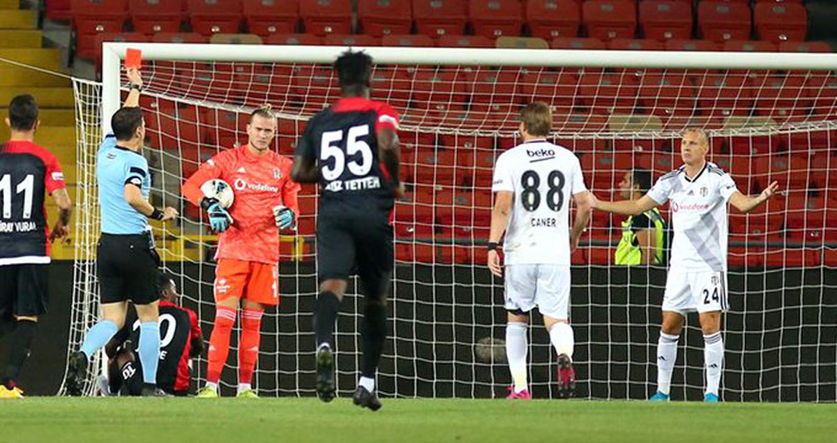 Beşiktaşlı taraftarlar Domagoj Vida'ya ateş püskürdü