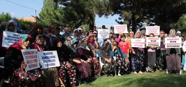 Davayı kazanandılar, belediyelerini geri istiyorlar