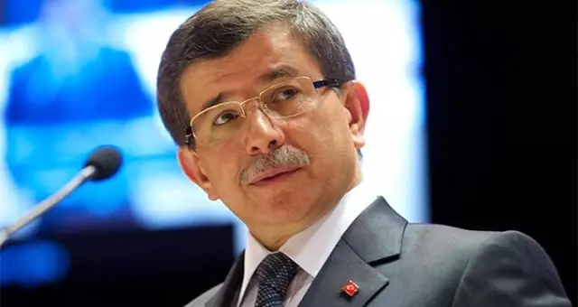 Davutoğlu'nun ekibinden Selçuk Özdağ: AK Parti'den 10 milletvekili ile görüşülüyor Davutoğlu'nun ekibinden Selçuk Özdağ: AK Parti'den 10 milletvekili ile görüşülüyor