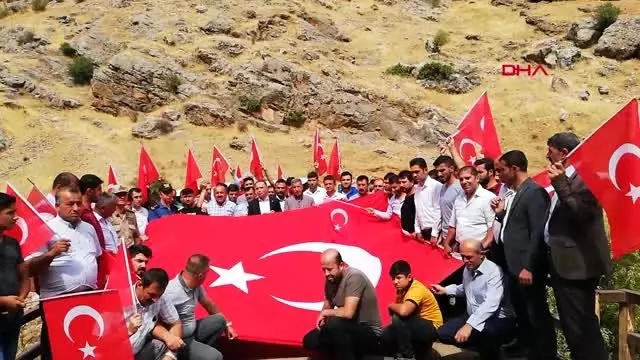 Değirmendere şehitleri anıldı Değirmendere şehitleri anıldı