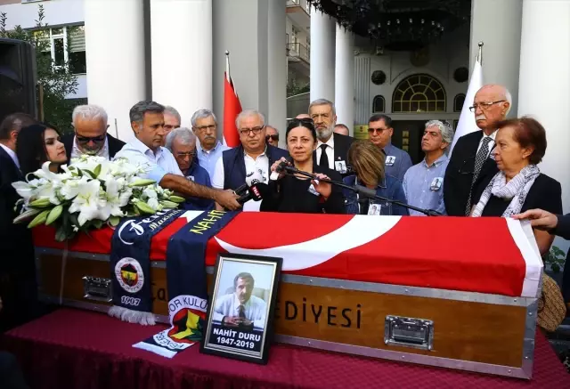 Gazeteci Duru son yolculuğa uğurlandı Gazeteci Duru son yolculuğa uğurlandı