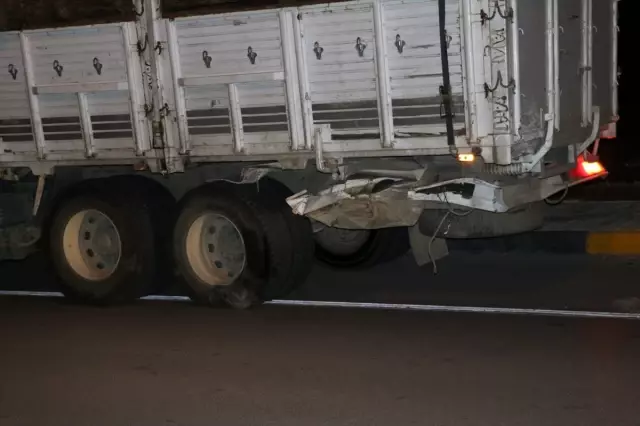 Isparta'da trafik kazası: 4 yaralı Isparta'da trafik kazası: 4 yaralı