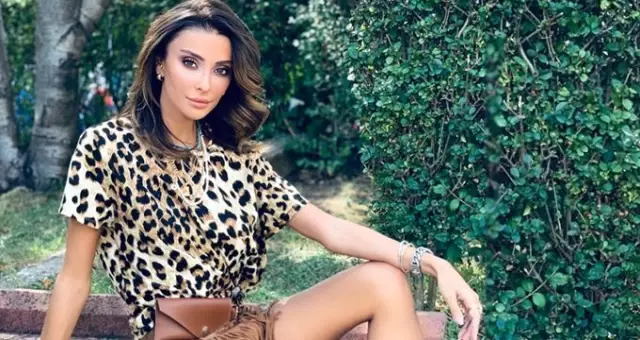 Manken Özge Ulusoy, makyajsız pozuyla büyüledi