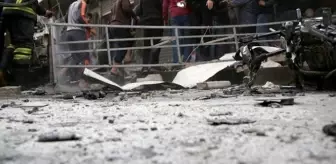 Elbeyli: Suriye-Türkiye sınırında bombalı terör saldırısı! 12 kişi öldü, 25 kişi yaralandı Elbeyli: Suriye-Türkiye sınırında bombalı terör saldırısı! 12 kişi öldü, 25 kişi yaralandı