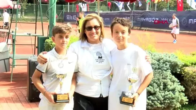 Spor teb 12 yaş kızlar ve erkekler türkiye tenis şampiyonası sona erdi Spor teb 12 yaş kızlar ve erkekler türkiye tenis şampiyonası sona erdi