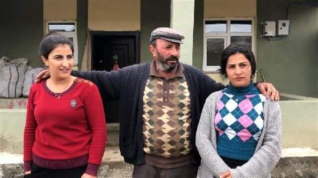 7 kız babası, çobanlık yaparak çocuklarını okutuyor