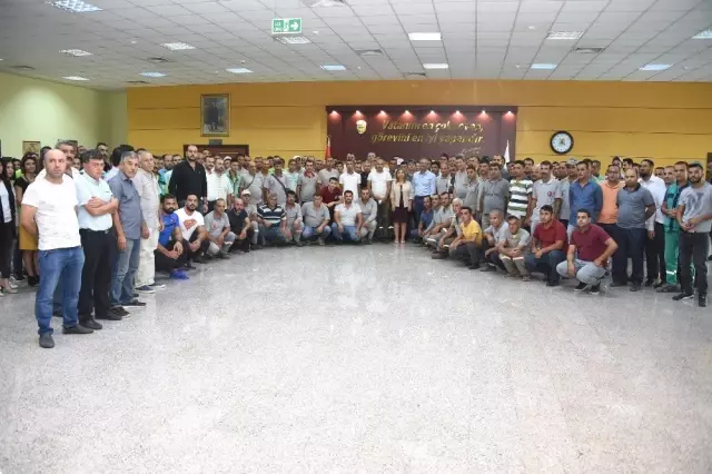Başkan Bozdağan sözünü tuttu, temizlik işçilerinin maaşı 2 bin 500 TL oldu