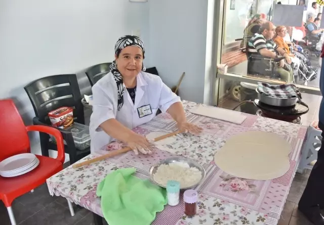 'Engelsiz kafe' engelli bireylere gelir kapısı olacak 'Engelsiz kafe' engelli bireylere gelir kapısı olacak