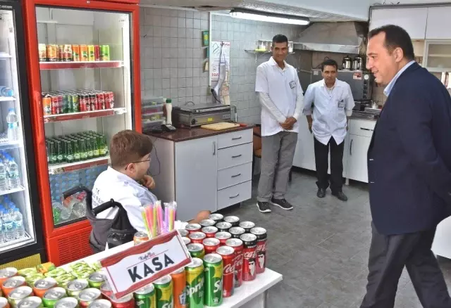 'Engelsiz kafe' engelli bireylere gelir kapısı olacak 'Engelsiz kafe' engelli bireylere gelir kapısı olacak