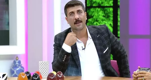 Fatih Bulut, fenomen olan Çok Sevdim Yalan Oldu şarkısı için Hüseyin Akan'la anlaşma sağladı Fatih Bulut, fenomen olan Çok Sevdim Yalan Oldu şarkısı için Hüseyin Akan'la anlaşma sağladı