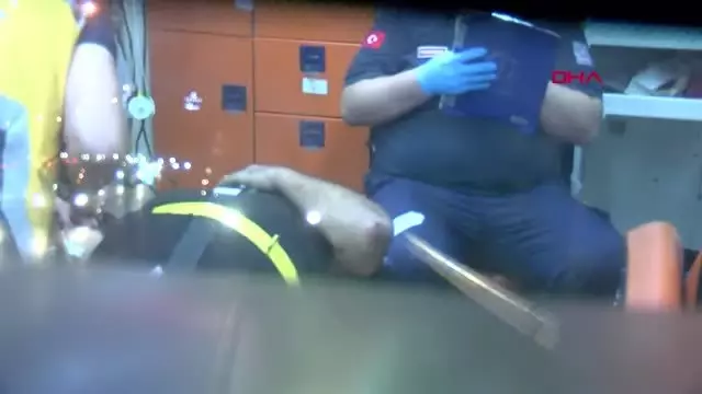 Kağıthane'de minibüs takla attı: 4 yaralı
