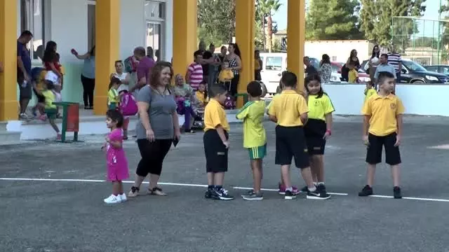 'Ne KKTC ne de Türk bayrağını asla ellettirmeyiz' 'Ne KKTC ne de Türk bayrağını asla ellettirmeyiz'