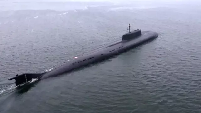 Rusya, denizaltı ile 350 kilometre mesafedeki hedefi vurdu Rusya, denizaltı ile 350 kilometre mesafedeki hedefi vurdu