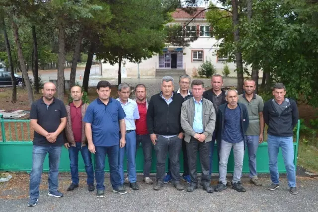Sürekli öğretmen değişince, velilerden ilginç protesto