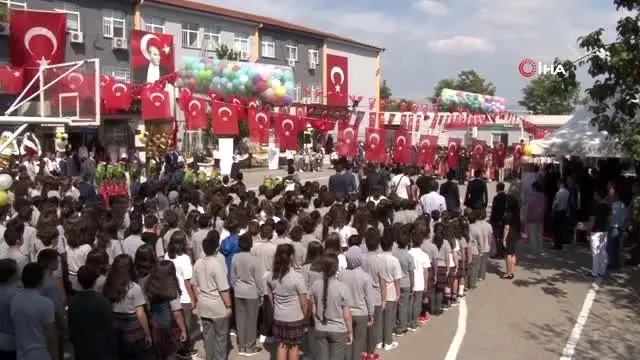 Vali Canbolat: 'Eğitimde hata geleceği olumsuz etkiler' Vali Canbolat: 'Eğitimde hata geleceği olumsuz etkiler'
