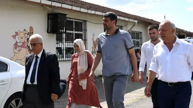 Başkan Kocaman Eşme'de okullarda incelemelerde bulundu