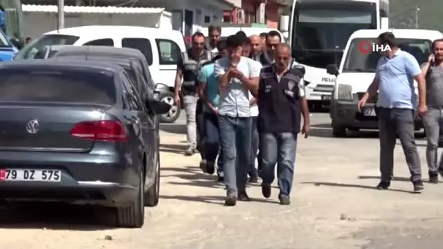 Çalıntı araç parçalanmış halde bulundu Çalıntı araç parçalanmış halde bulundu