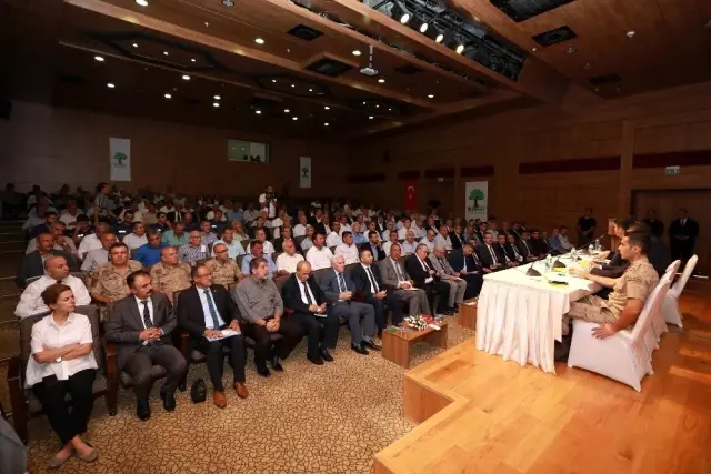 Fadıloğlu ile Kalaylı, muhtarla istişare toplantısında buluştu Fadıloğlu ile Kalaylı, muhtarla istişare toplantısında buluştu