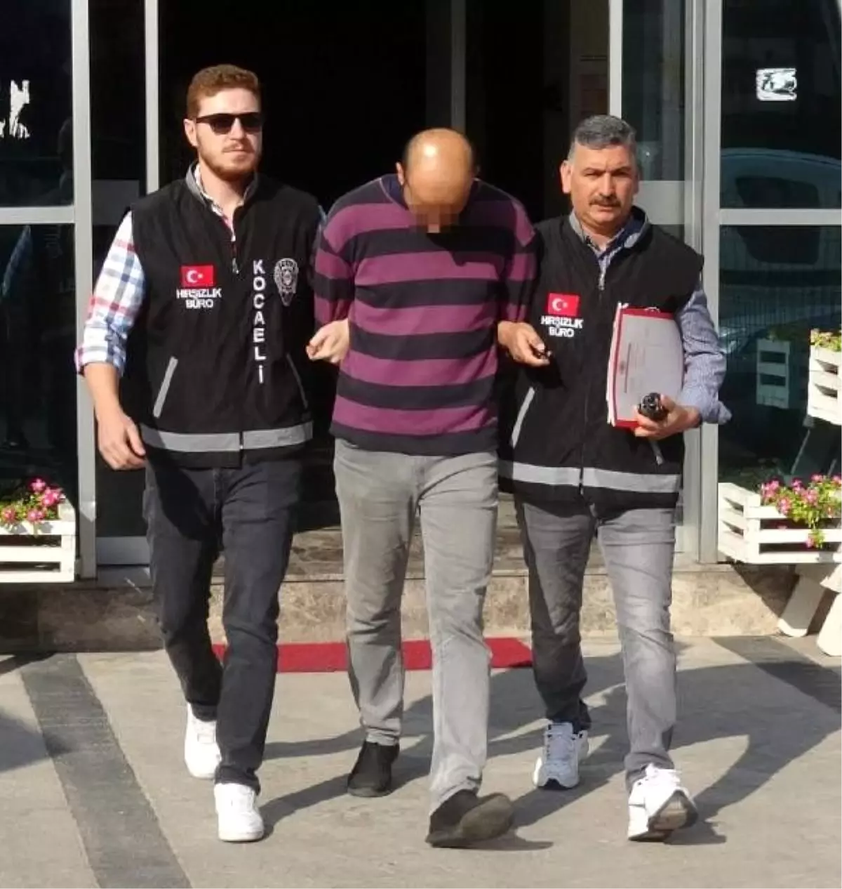 Hırsızlık şüphelisi: çalmadan duramıyorum