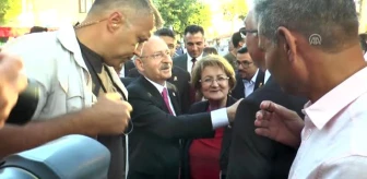 Kılıçdaroğlu, Bozkurt'ta depremden etkilenen vatandaşları ziyaret etti (2)