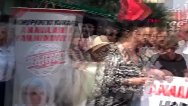 Mersin diyarbakır'da eylem yapan ailelere mersin'den destek Mersin diyarbakır'da eylem yapan ailelere mersin'den destek