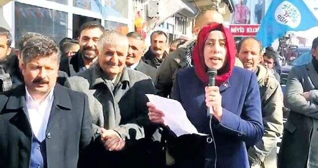 Son Dakika: HDP'li Karayazı ilçe Belediye Başkanı Melike Göksu gözaltına alındı