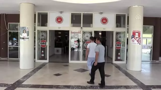 Suruç'taki AK Parti'lilere saldırı Suruç'taki AK Parti'lilere saldırı