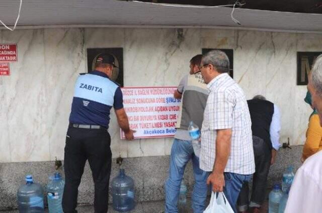 Vatandaşların şifalı diye su içtikleri çeşme, ekipler tarafından mühürlendi