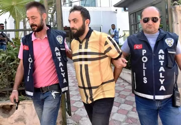 Zabıt katibi cinayeti şüphelisinden itiraf: ben öldürdüm