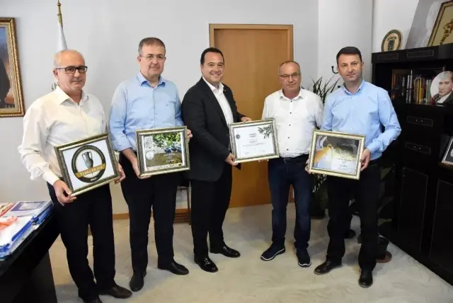 Zeytinyağı işletmecisi Bilen'den Başkan Dutlulu'ya ziyaret